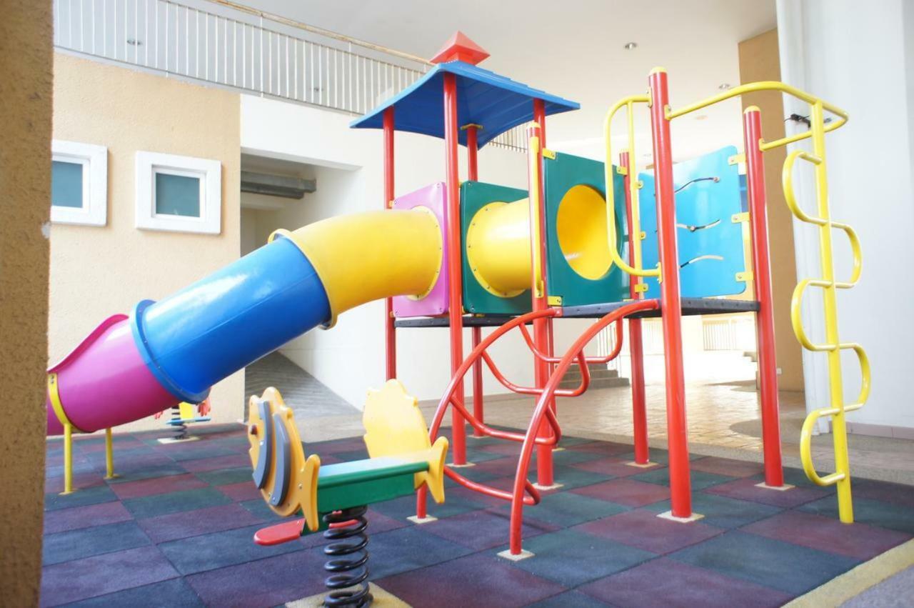 Hauzz Seri Bukit Ceylon Residence 쿠알라룸푸르 외부 사진